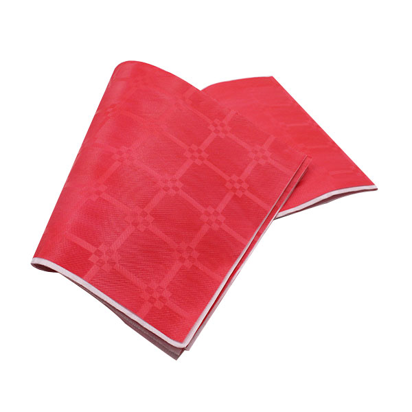 25 Tovaglie Rosse In TNT 100x100 Cm - DOPLA - Monouso Per Feste, Buffet, Contatto Alimentare